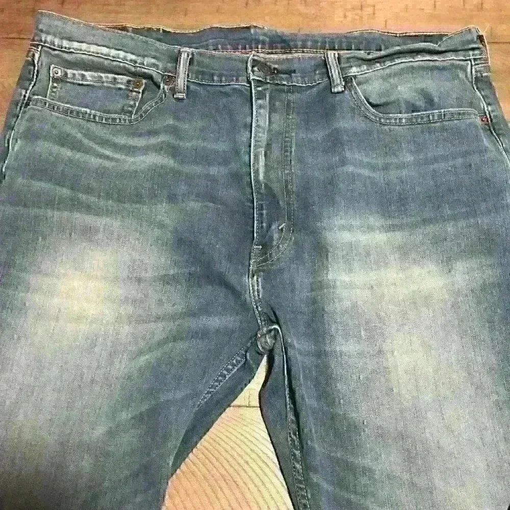 Levi's Jeans 505 Regular Straight Medium wash denim Sz‎ 40x30